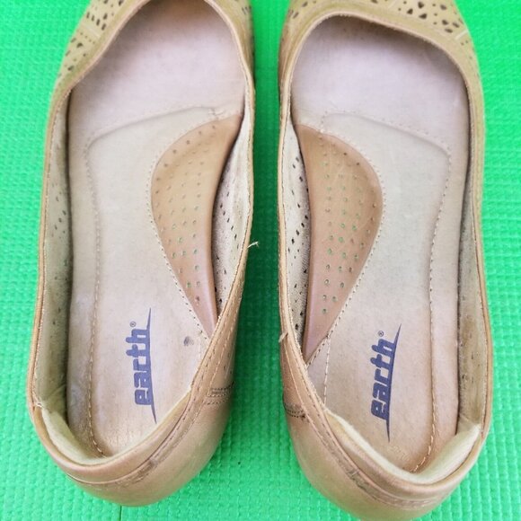 ✅EARTH ROYALE SAND BROWN LEATHER BALLET FLATS WOMENS Size 9B LOAFERS DRESS SHOES - Picture 15 of 16